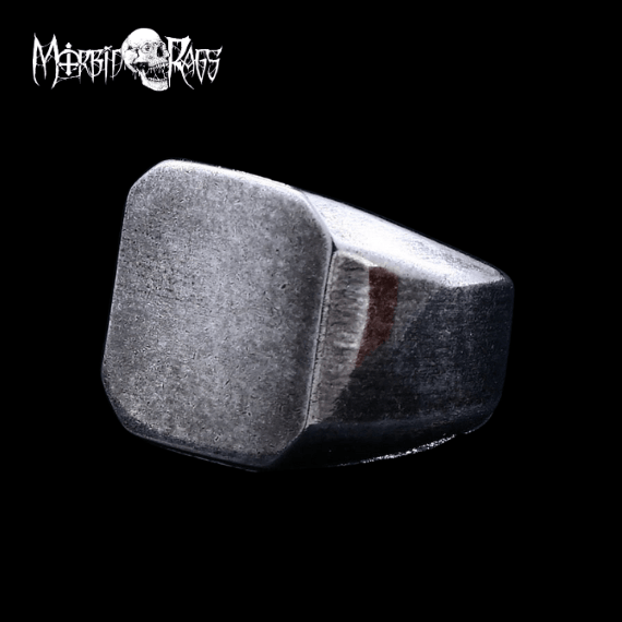 Basil Stone Ring | Morbid Rags